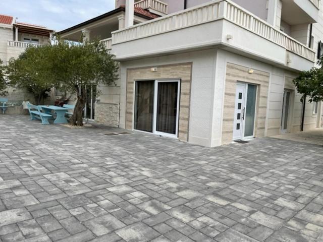 Villa Luce Mit Pool Makarska Exterior foto